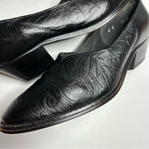 Tic tac toes Black Leather Embossed Loafers Sz 8 - Picture 3 of 12